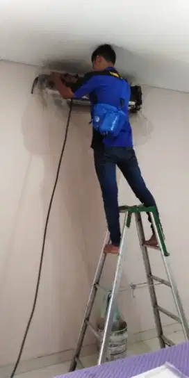 Panggilan jasa Bongkar pasang ke rumah