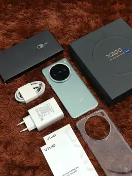 Vivo X200 12/256GB Like New Garansi 17 Januari 2026 - Green