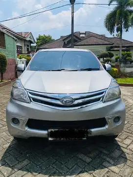 daihatsu xenia type R deluxe airbag 2014