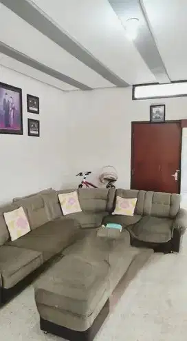 Rumah Lama di Tubagus Ismail Bahan Kosan