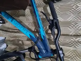 SEPEDA MTB POLYGON CASCADE 4