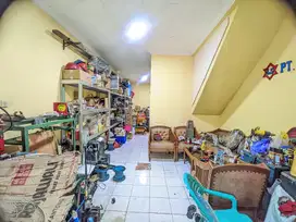 Dijual Ruko 2 Lantai Cocok Untuk Usaha Lokasi di Taman Harapan Baru