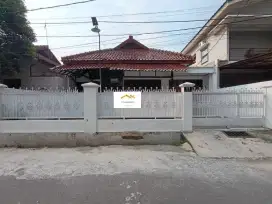 DISEWAKAN RUMAH SURYALAYA CIJAGRA BANDUNG