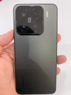 XIAOMI 15 black RAM12/512GB pemakaian Juni 2025!