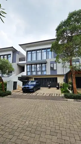 Rumah mewah furnish di kawasan premium navapark bsd