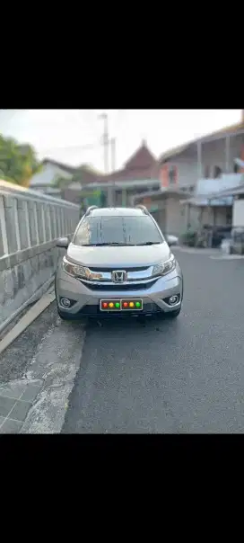 Honda BRV Matic Istimewa
