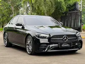 Mercedes Benz E300 AMG 2023 6rb Miles Final Edition Like new no minus
