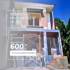 Rumah 2 lantai balkon view bandung timur dan pegunungan