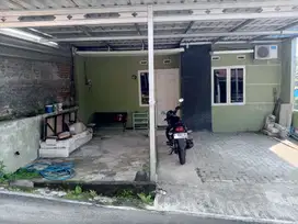 Rumah Second Siap Huni di Gedawang