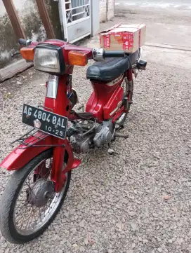 Honda supercub 800/82