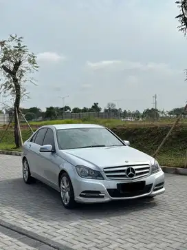 Mercedes benz c200 avantgarde 2012 silver