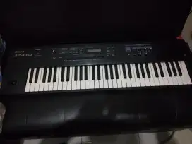 Kyboard synth Roland Juno D terawat