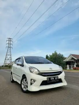 TANGAN PERTAMA LOW KM 90RB FULLSET. AGYA TRD S 1.0 MATIC 2015 TERAWAT