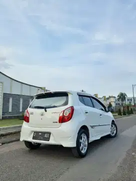 TANGAN PERTAMA LOW KM 90RB FULLSET. AGYA TRD S 1.0 MATIC 2015 TERAWAT
