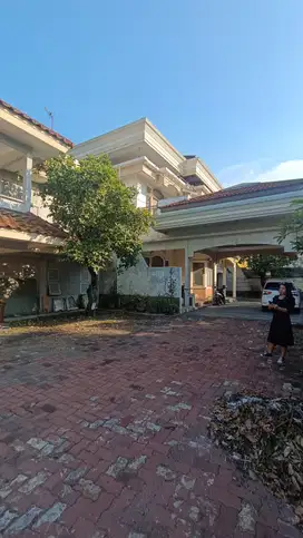 Rumah Besar Nol Jalan Jemursari, cocok buat komersil