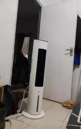 Air cooler Midea ada remote baru sebulan