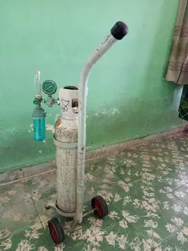 Tabung oksigen lengkap regulator & Troli