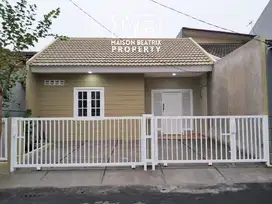 DIJUAL RUMAH RAPI, SIAP HUNI DAN ASRI DI GRIYALOKA BSD