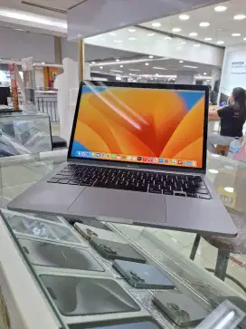 Macbook Pro 2020 13 inch 16/1TB touchbar