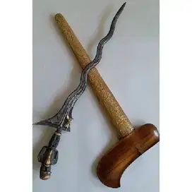Antique Keris pusaka mbah sepuh kinatah emas motif singo barong