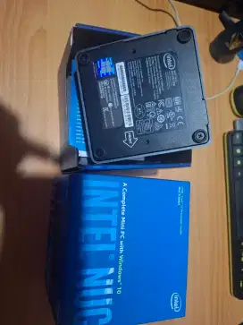 Mini PC INTEL NUC Core I3