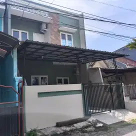 RUMAH BARU 2 LANTAI SIAP HUNI DI PERUM YKP RUNGKUT