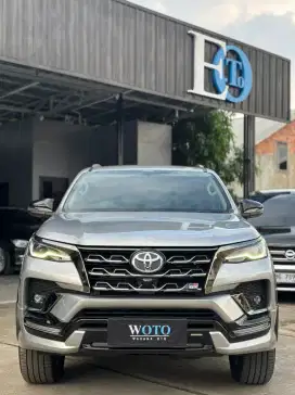 [Km 53RB ]Toyota Fortuner VRZ 2.4 GR AT Diesel 2021