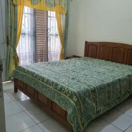 Terima kos khusus Puteri
