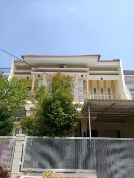SIDOSERMO PDK Row 3 Mobil ‼️ Rumah 2 Lantai dekat Plasa Marina
