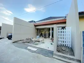 RUMAH CANTIK, SIAP HUNI, 9 MENIT KE BANDARA ADI SUCIPTO JOGJA