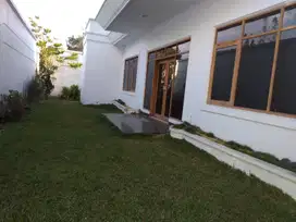 Dijual Villa Cantik Serba Terawat Dikawasan Sejuk Graha Puspa, Bandung