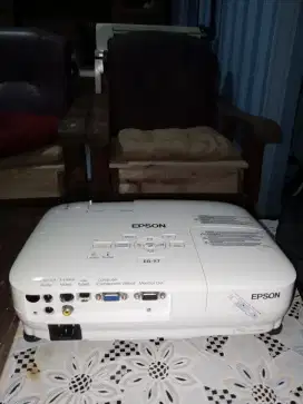 Projector epson