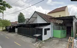 RUMAH LOKASI STRATEGIS 1 KM ke Pasar Kota Gede