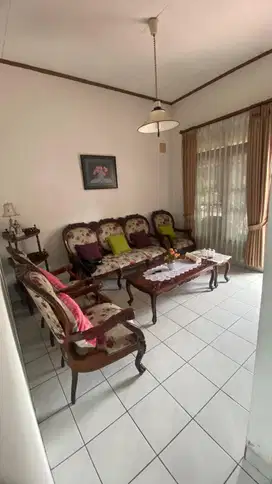 Rumah Minimalis Lama Di Margahayu Raya Dekat MIM