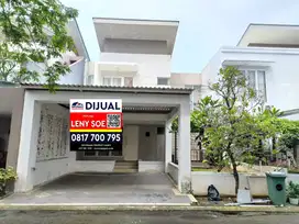 Rumah 2 lantai Green Permata Jaksel di jalan boulevard