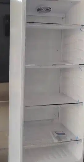 Showcase SHARP SCH 250fs