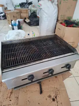 DIJUAL CEPAT Modena Professional Grill GT 6930 GC