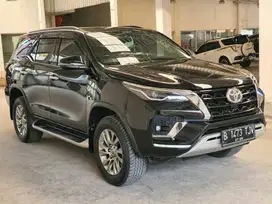 Toyota Fortuner 2.4 VRZ AT 2021 Hitam PREMIUM B1473TJV