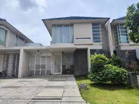 DISEWAKAN / DIJUAL RUMAH THE MANSION PAKUWON INDAH - FULL FURNISHED