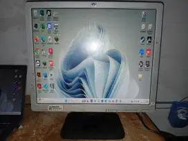Monitor LCD HP 19 inch square kotak normal