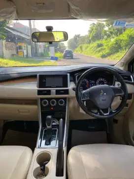 Record Service Resmi Mitsubishi Xpander Ultimate 2018. Low kilometer
