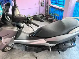 Dijual NMAX Tahun 201 warna abu2