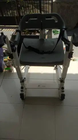 Kursi Roda Transfer Pasien Serenity TC-802 Semi Hidrolik