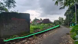 Tanah nyaman dan asri jalan aspal sidumartani