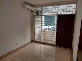Rumah sewa untuk kantor Pejaten Timur raya