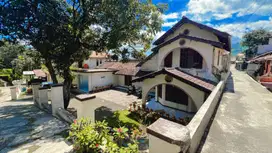 Dijual Rumah Luas Pinggir Jalan Nasional Cicalengka, SHM, 2 Lantai