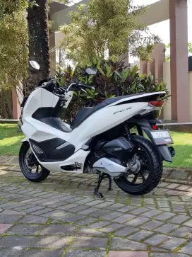Honda PCX 150 ABS Keyless 2020 Putih Odo 6rb Siap Pakai Koko Motor