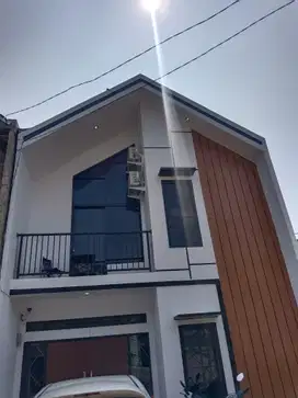 Rumah dijual harga murah cocok untuk investasi Akses mobil