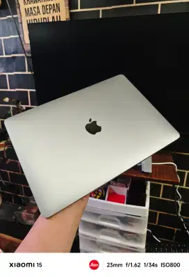MacBook Air 2020 8/256Gb Normal Siap Pakai