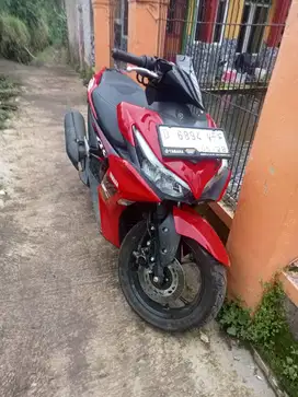 Aerox 2023 connected merah